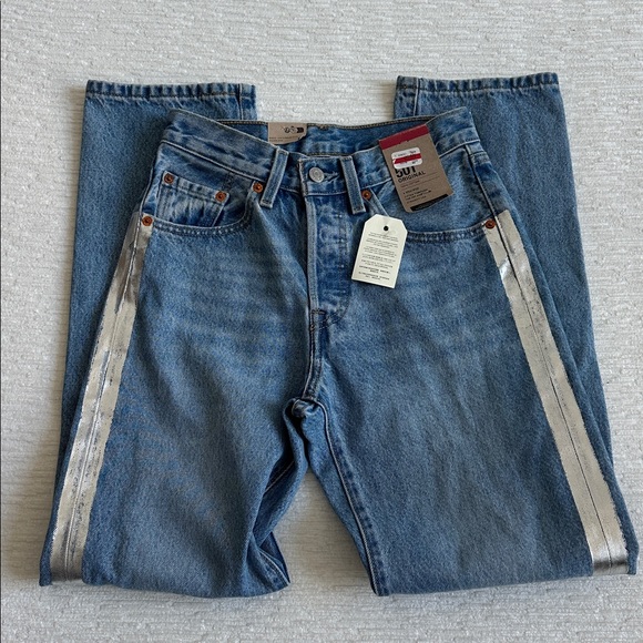 Junior Women’s Levi 501 Original Blue Jeans with Silver Metallic Stripe NWT - Picture 3 of 4